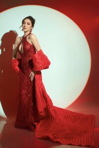 LEAH_MOORE model Pic 2