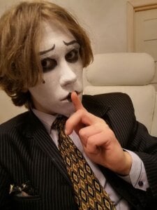 to be different means to be different de Josh_Vin  4 Imagens