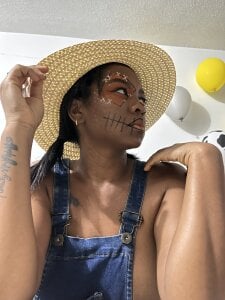 tiffany-smith Hallowen 1 Pic 6