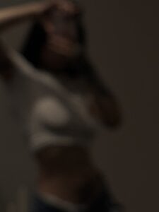 AaaliceeeWho’s Alice ? 🤭🖤 Bild 8