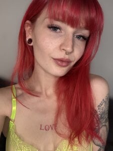 SkinnyGinny Public Pic 5