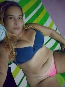 alexa_blonde_ Public Gambar 3