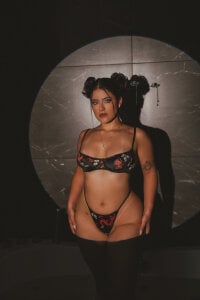 nathalie_riversのjacuzzie on fireの 3枚の写真