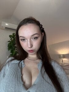 CassieMauzy first album in the first month of spring Pic 3