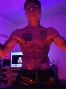 Dominic_Biker__ I am hot 🔥🥵 Kuva 2