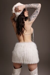 RoxiLester Snow Queen ✨ Pic