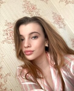 LaveraMeling strict and sweet 🥰 Pic 5