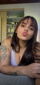 vickvalencia2 Public Hình 2