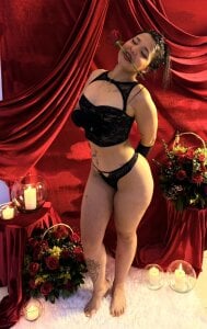 IamBunny_f_w: happy san valentin day 2026 ( 3 фото)