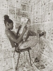 "Effortlessly stealing your attention" 😉 de ebonnyygoddes  4 Imagens