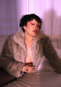 Alaska_deluxe Come to my bedroom Immagine  7