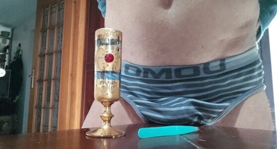 jhonschen's Fondo calice che allarga il mio prepuzio Sex Photo 7