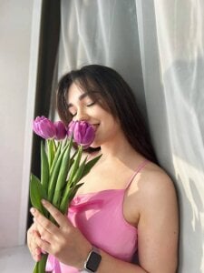 EleneGroder Public Pic 2