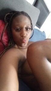 Lucy_Blacksilk Public Pic 3