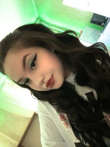 gold_geerll Public Pic 4