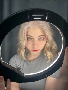 SibleyDurborow Sweet gentle warmth🤍 Pic 3