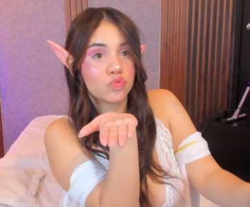 alana_hard_ a pretty elf Pic 5