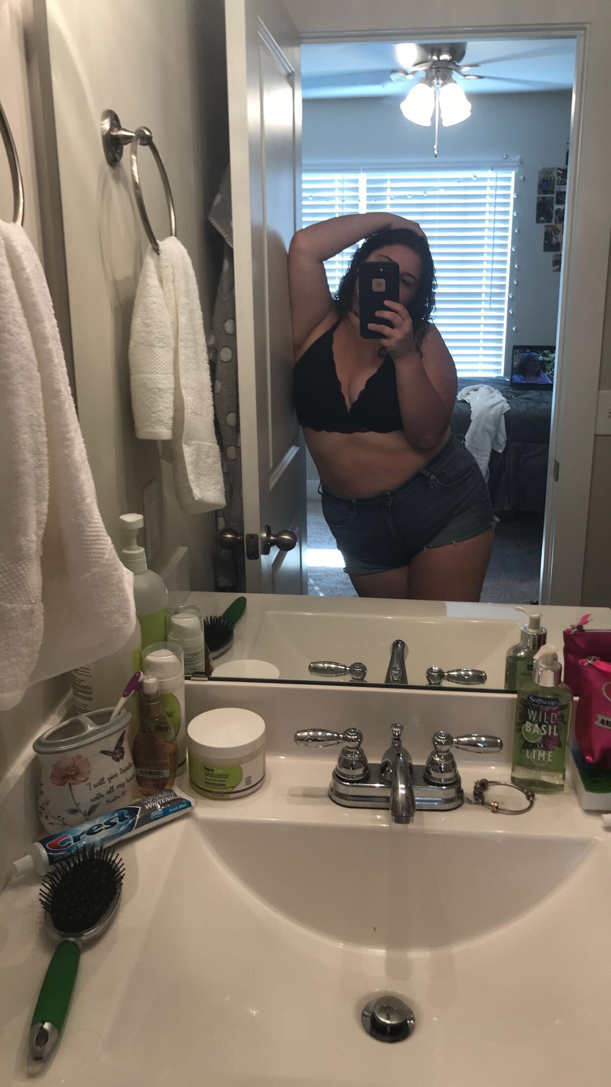 Join Samithikkk Live Sex Chat - Profiles, Reviews, & Porn