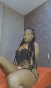 IrisHerrera_ Soft tease 💋 Foto 3