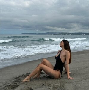 EmmaCoxxx24 Public Pic