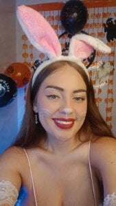 VelourNyx CONEJITA Pic 2