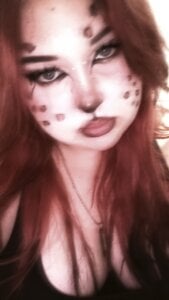 _-FOXYY-_ Spooky season? 👻 Pic 5