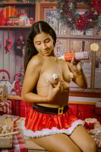 SARAH_KEYS4 Christmas Seduction 🎁🔥 টি ছবি