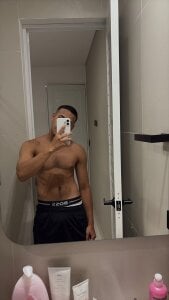 Noah_Blackk Public Gambar 2