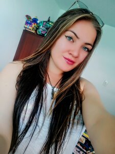 mia_collinxx I like my eyes so much 👀💘 Bilde 3