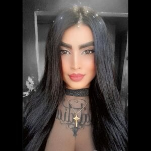 Natalia-Foxx Public Pic 4