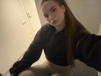 MilaKika Public Pic 2