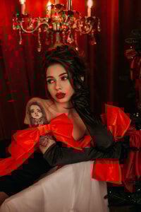 vinkiepinkie Miss Claus❤️ Pic 8