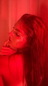 BellaBenedetti Gray and red horny Pic 3