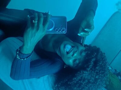 🤍🤍🤍🤍 de puca_ebony  3 photos