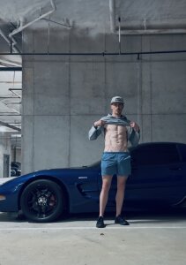 justindulgexxx Body 사진 4