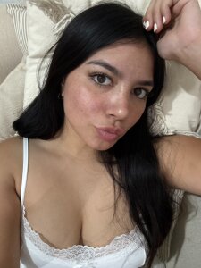 GODDESS_zyrene Yo Pic 5