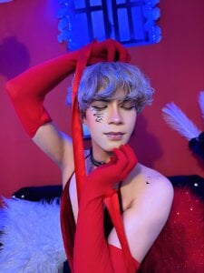 Cooperrosscute233 sexy red Pic 2