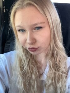 CorrieHighfield Public Pic 8