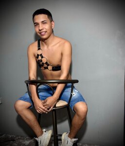 antonycres very hot Pic