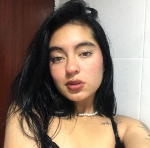 Eiimy_Milleer_ Public Pic