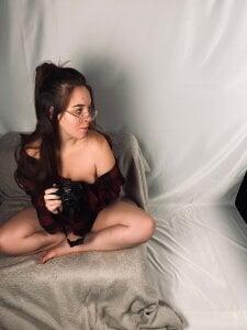 chellerayy's XXX Nude Photo 9