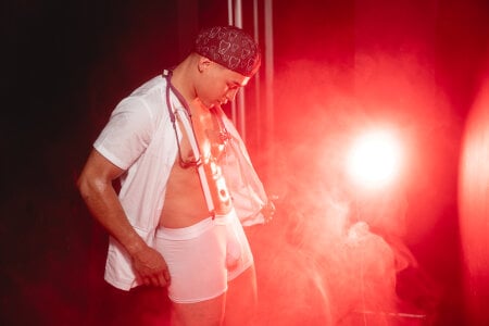 gerson_zt Halloween 25🎃 The Nurse Fav👨‍⚕️ Pic 3