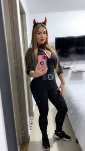 Ariana_Diosa I am your perfect milf Foto
