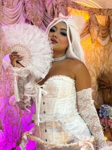 GabriellaLee "Special Halloween Show" Pic 4