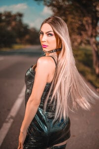 I will be the one who dominates you de AlejandraDangerGirl Fotos