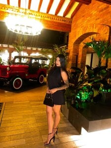 MariaHerrera_: Public ( 3 фото)