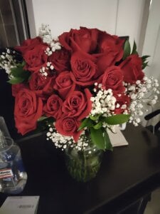 nare_celebi_ What better gift than flowers? 😍 Pic 4