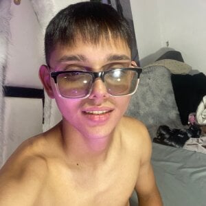 AaronLogann come on baby صورة واحدة|AaronLogann come on baby صورتان|AaronLogann come on baby  2 صور|AaronLogann come on baby  2 صورة