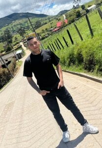 EvanVelvet Public Pic 8