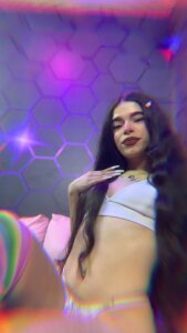 Hotgroup-10